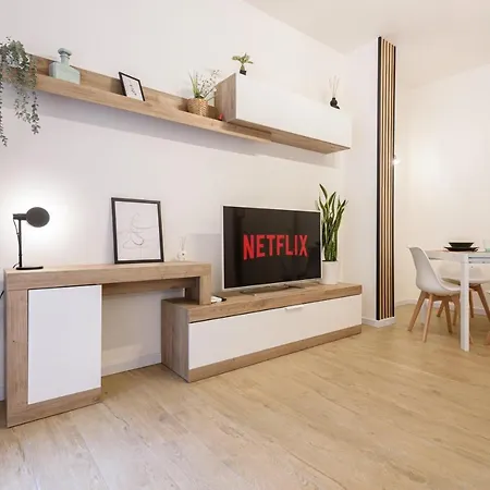 Junior Apartment *